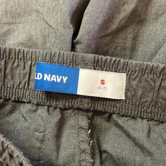 Old Navy Boys Shorts  Size 6-7 Gray - Picture 3 of 3